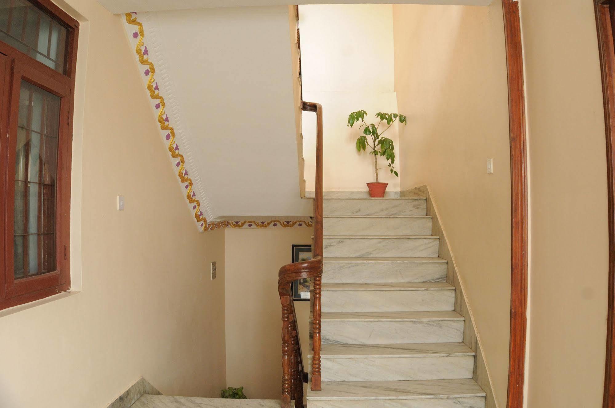Hotel Brihaspati Catmandu Exterior foto